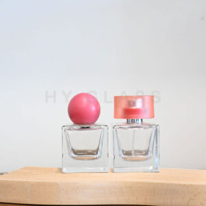 Wholesale 50ml Cube perfume bottle with cap