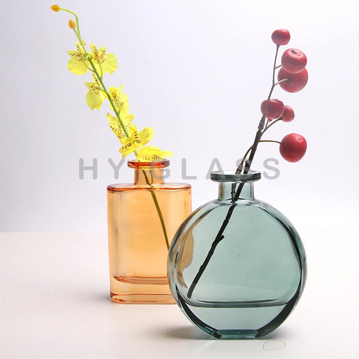 Custom 150ml colored glass fragrance reed diffuser bottle supplier