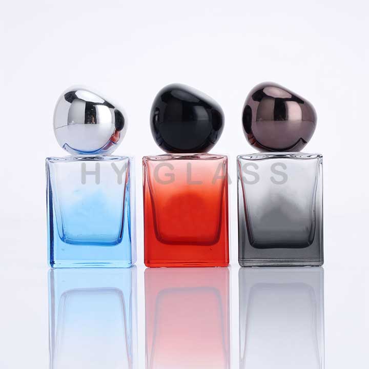 Luxury 30ml flat square scent perfume bottle supplier
